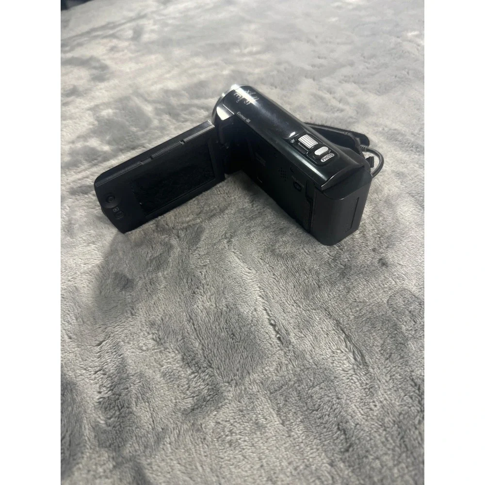 Sony Handycam HDR-PJ230 Black HD Camcorder Projector Carl Zeiss 32x Zoom 8.9MP